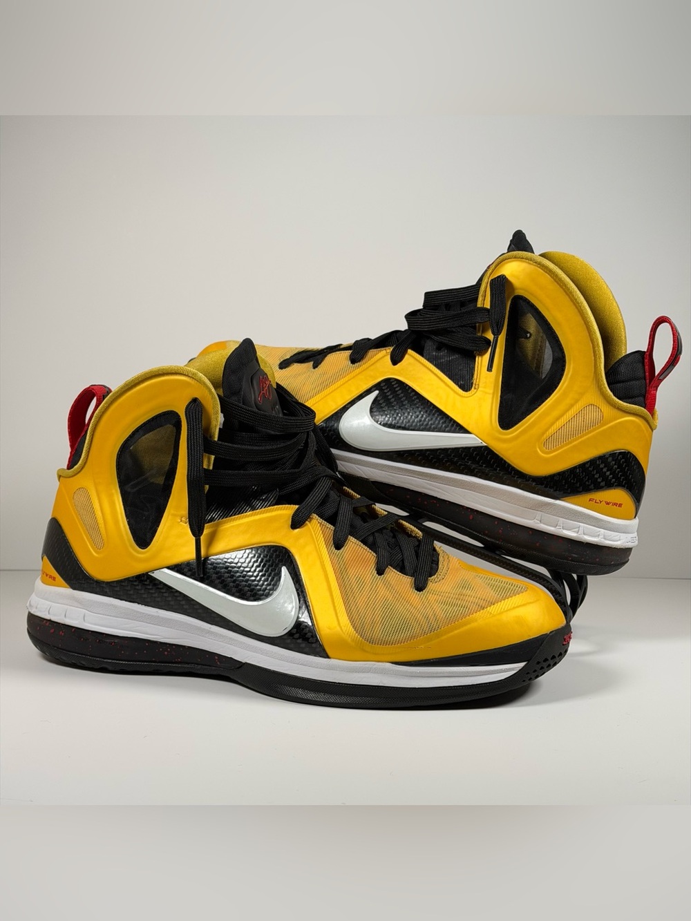 Nike LeBron 9 PS Elite Taxi Varsity Maize Carbon Fiber Size 10 516958-700 2012